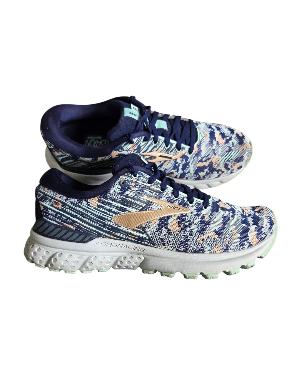 Brooks Adrenaline GTS 19 women's running shoes 9